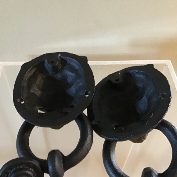 Black Cast Iron Lion Set of 2 Door Knockers with hardware - Picture 4 of 16